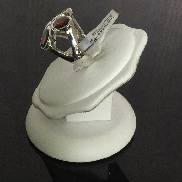 Vtg.925SterlingSilver6.12ctwOvalGarnet Ring.Sz8.25 - Picture 2 of 8